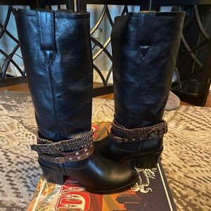 Durango Philly Cowboy Boot